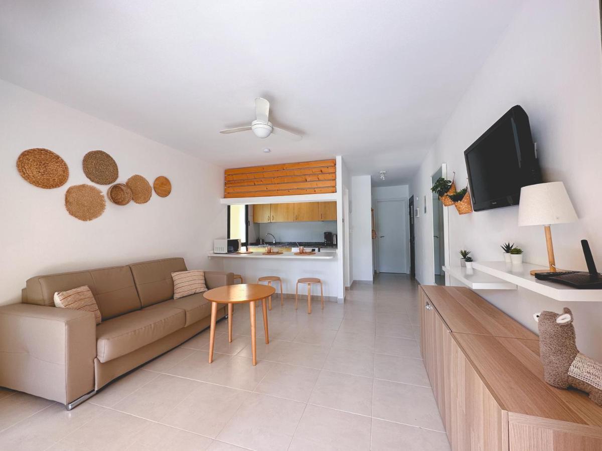Seaside Apartment Corralejo : A Cozy Holiday Home In A Peaceful Well Located Green Complex 外观 照片